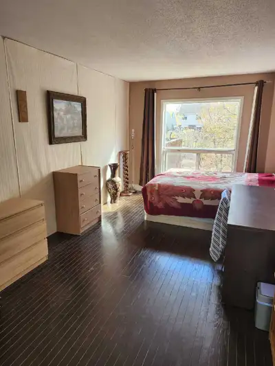 Furnished room available. The house is located in South end Guelph. One minute from the bus stop. 10...