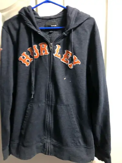 small mark on front size large