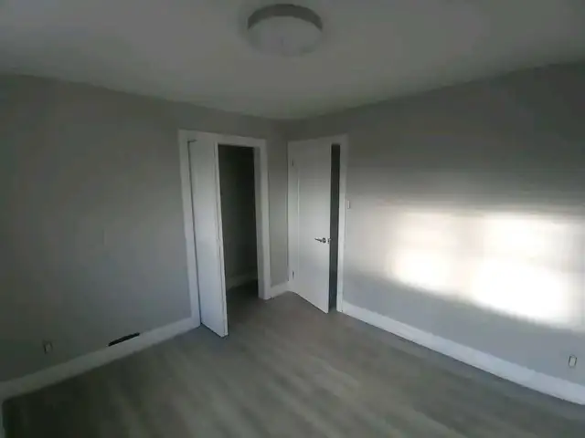 Millwork installation418857302497710084