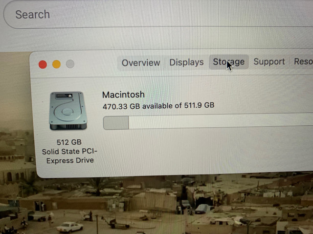 2015 MacBook Pro with brand new battery. Has Office. Free delive in Laptops in Calgary - Image 4