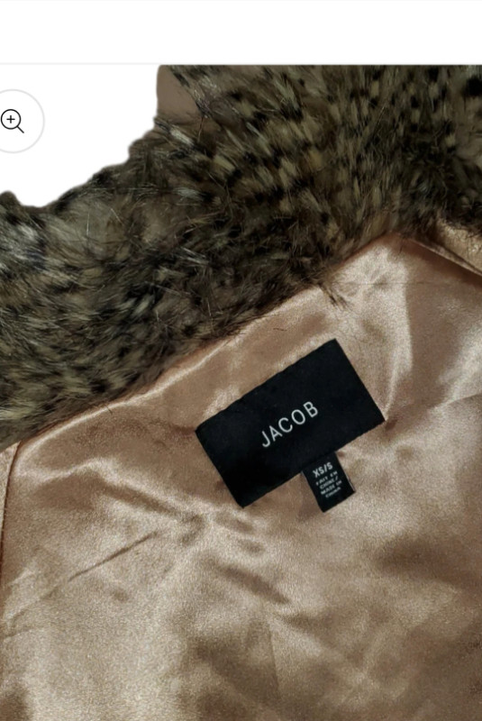 Jacob- Faux Fur Coat Size XS (reduced price) in Women's - Tops & Outerwear in Markham / York Region - Image 3