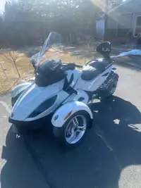 2011 Can Am Spyder RS