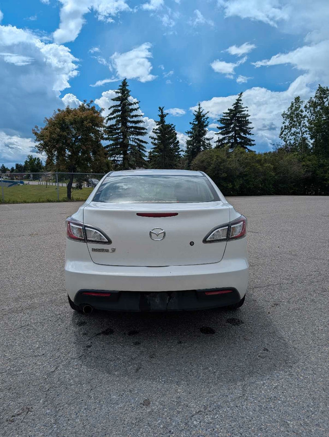 Mazda 3 - 2010 - automatic in Cars & Trucks in Calgary - Image 4