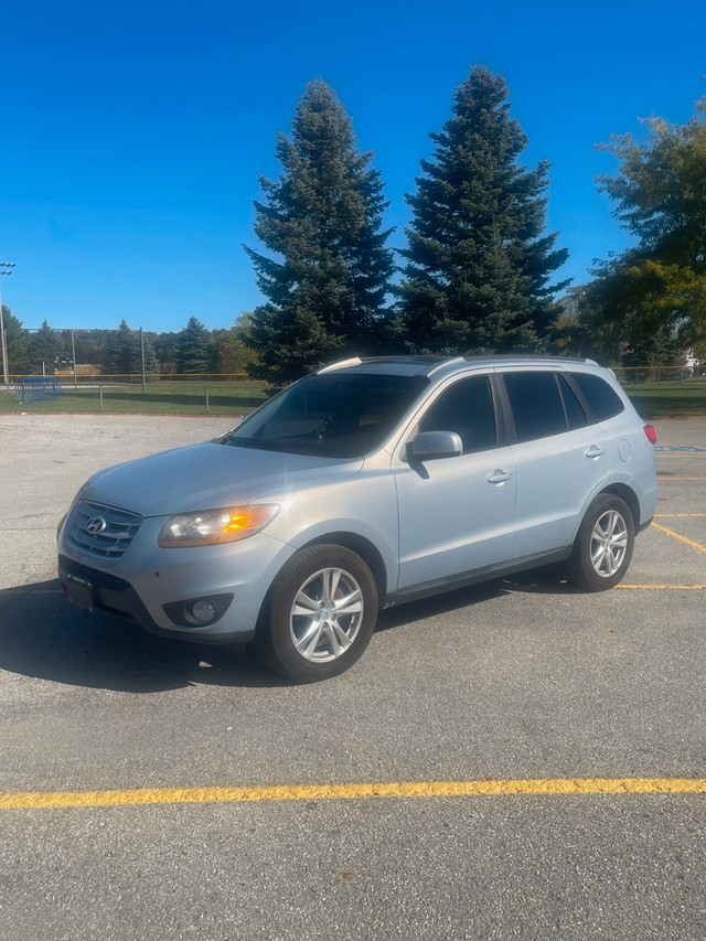 Hyundai/Santa Fe 2010 in Cars & Trucks in Norfolk County - Image 2