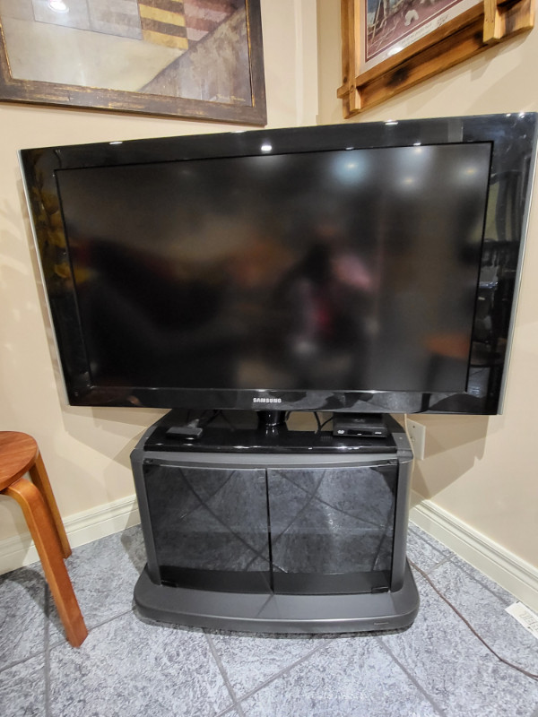 TVs in TVs in Markham / York Region - Image 4