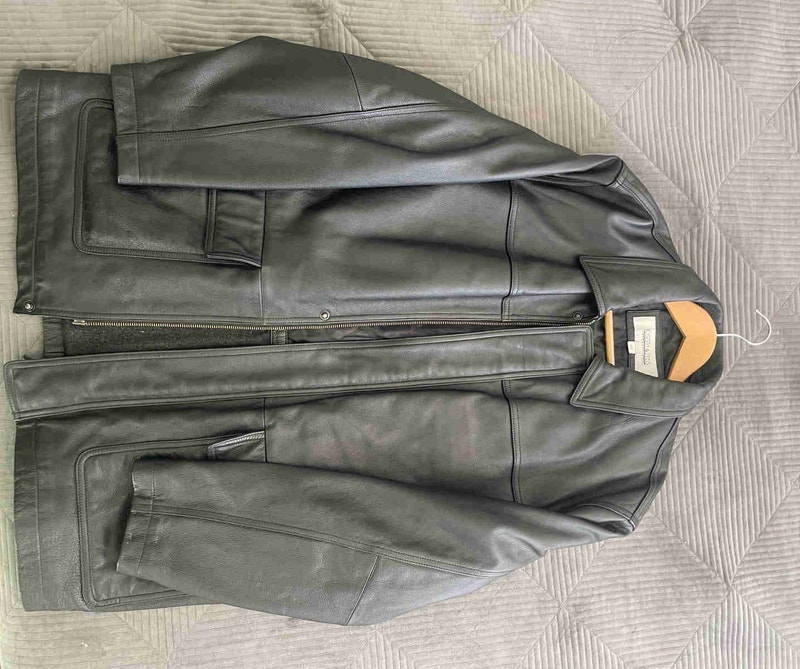 Men’s large leather coat (Moores) Men's Calgary Kijiji
