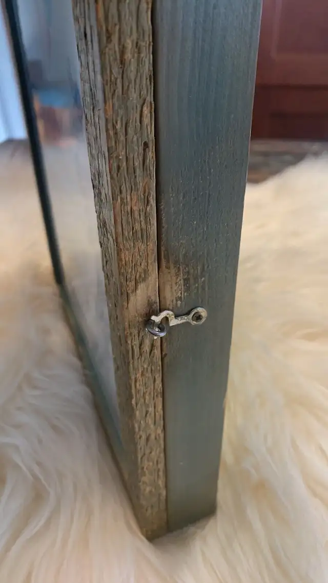 Wooden Key cabinet in Storage & Organization in Oshawa / Durham Region - Image 5