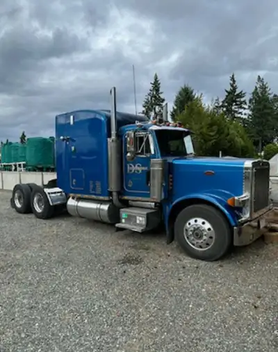 1993 Peterbilt 379 Fresh MVI 1.8 k on truck 3406C cat 18 speed 46,000 3 way lockers New air bags, ne...