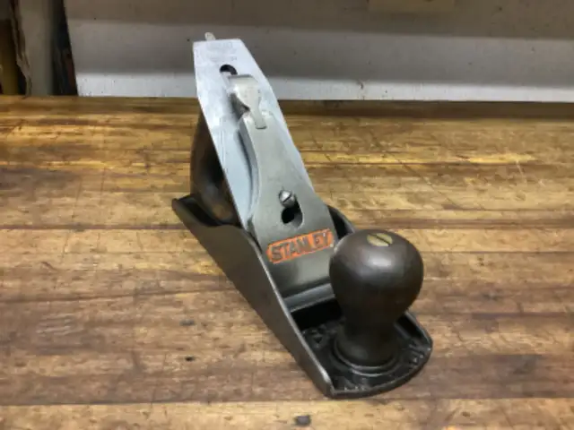 STANLEY BAILEY NO. 4 SMOOTH PLANE / MADE IN CANADA63234604585345121
