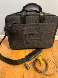 Sac d’ordinateur portable avec barrure / laptop bag with lock