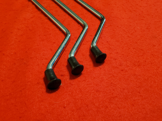 3 Vintage 1970's LUDWIG Floor Tom Drum Legs - Gorgeous 3 PC Set in Drums & Percussion in London - Image 4