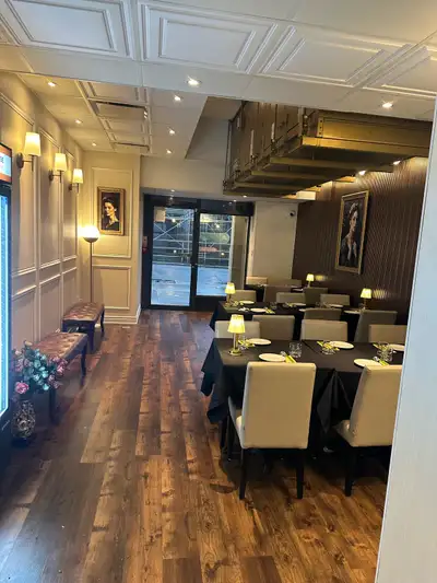 Hiring waitress,  upscale restaurant, downtown, View more