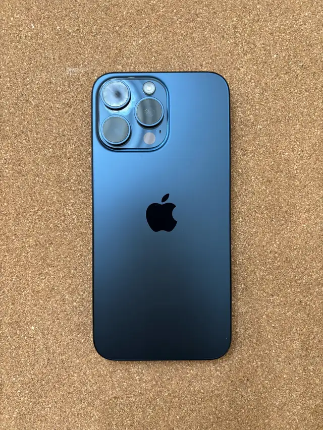 iPhone 15 Pro Max 512GB in Cell Phones in City of Toronto - Image 2