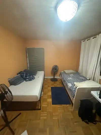 Room for rent