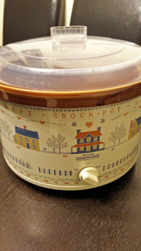 Vintage West Bend Slow Cooker Bean Pot Crockpot MCM Small Appliance -   Log Cabin Decor