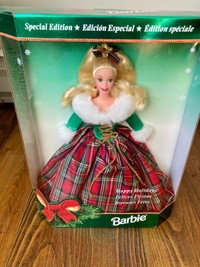 1995 Barbie Happy Holidays Special Edition Gala Tartan Outfit 19