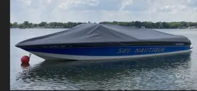 New boat tarp for 21.5 foot tow boat. Covers swim platform. New, never used.
