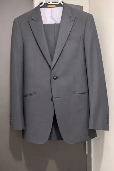 Simon Carter blazer set for sale – blazer and matching pants., View more