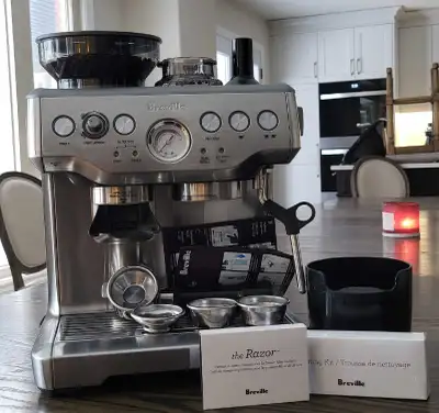 Breville espresso machine VGC, View more
