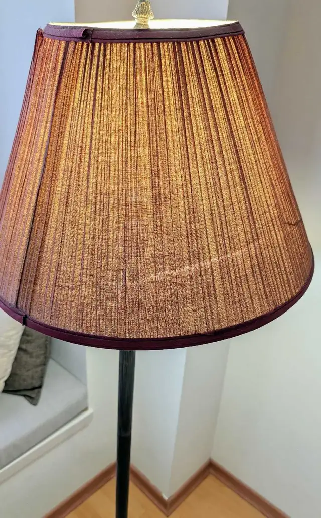 Floor Lamp with Pleated Shade in Indoor Lighting & Fans in City of Toronto - Image 5
