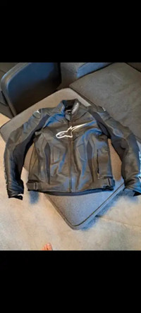 Motorcycle gear - leather, textile - jackets, boots, pants