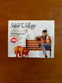 FS: Department 56 'DQ treats for two' Xmas Village Accessory