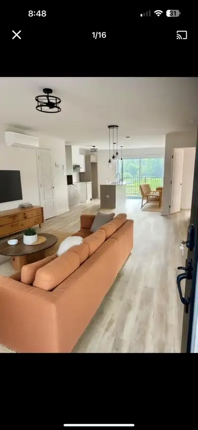 APARTMENT À LOUER