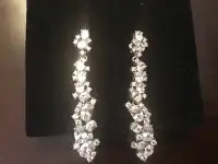 Women Earrings 
