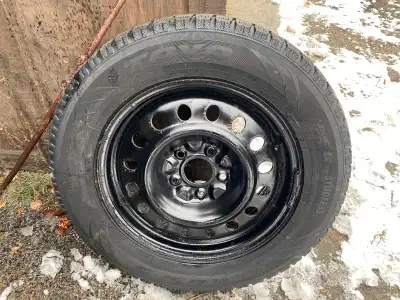 Toyo GSI 5 winter tires. Size is 225/65R17 Came off a Dodge Caravan. Lots of thread left. No longer...