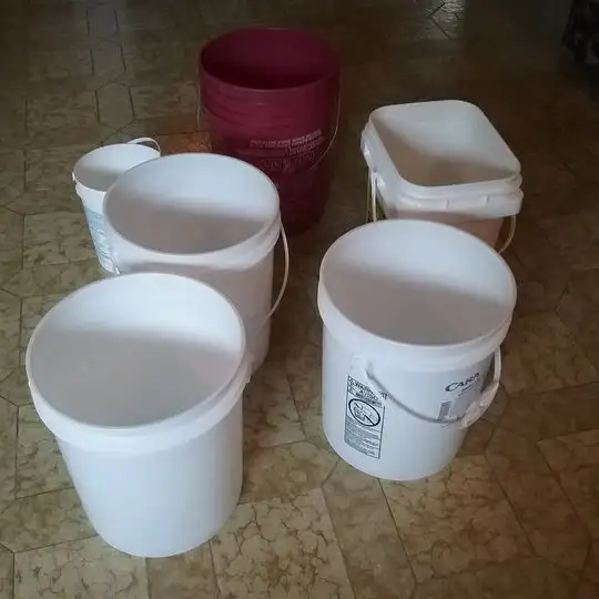 6 BUCKETS414907328544133126