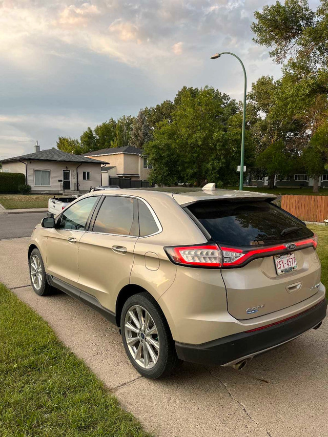 2017 Ford Edge Titanium AWD  in Cars & Trucks in Lethbridge - Image 3