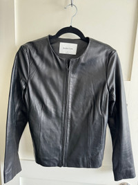 Aritzia Babaton Faux Leather jacket 