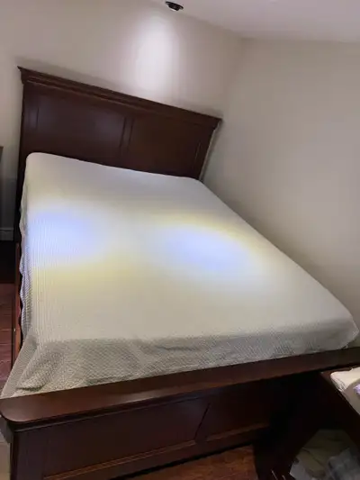 Wooden Bed Frame Queen Size Bed with Mattress, View more