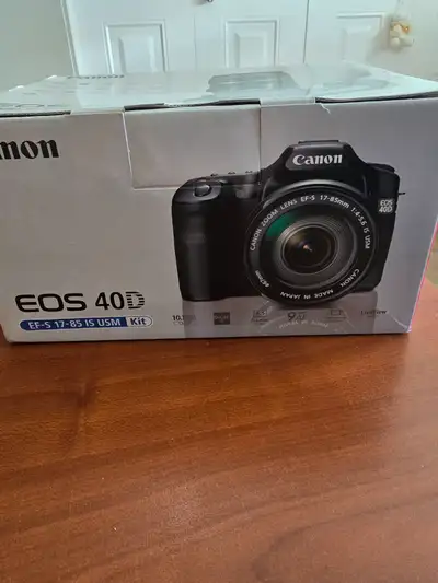 Canon EOS 40D with EF-S 17-85mm IS USM Kit plus 5 lens and flash, View more