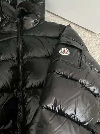 Brand new Moncler jacket comes with tags Size large fits like a medium Slim fit Unisex Best 1:1 DM f...