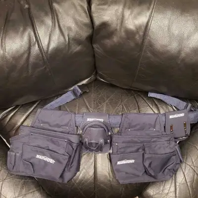 New Large Heavy Duty Tool Belt New Condition