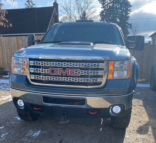 2011 GMC Sierra 2500hd diesel  in Cars & Trucks in Owen Sound - Image 2