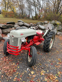 1951 FORD 8n TRACTOR