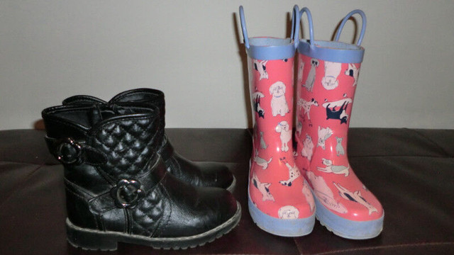 Girls Fashion Boots, Size 10 in Kids & Youth in London - Image 2