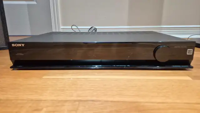 Sony Receiver + 4 Speakers + Subwoofer - Only $90! in Stereo Systems & Home Theatre in Mississauga / Peel Region - Image 4