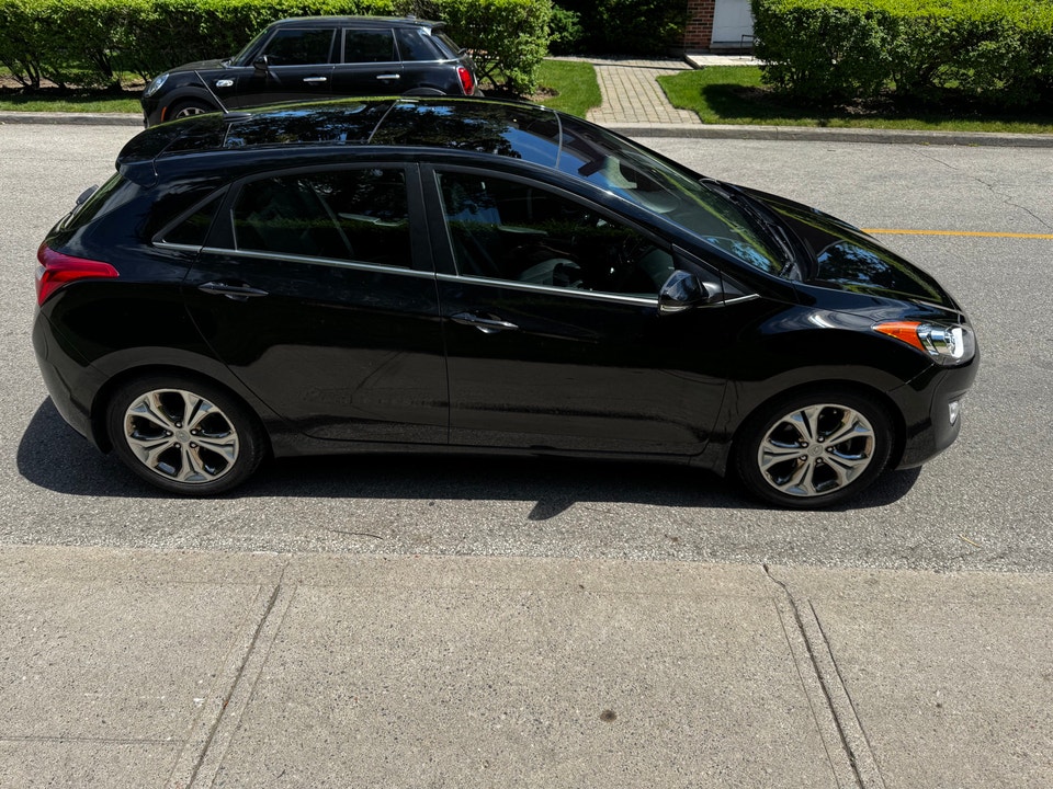 Hyundai Elantra Gt 2013 photo 2