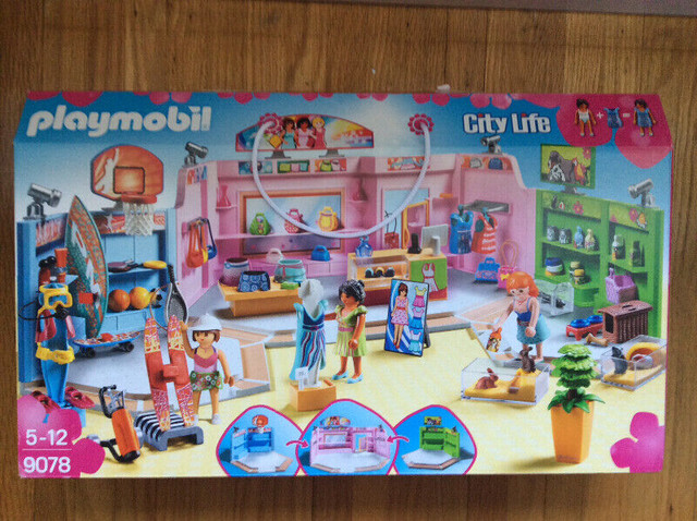 PLAYMOBIL CITY LIFE SET #9078 COMPLETE WITH BOX AND INSTRUCTIONS in Toys & Games in Oakville / Halton Region