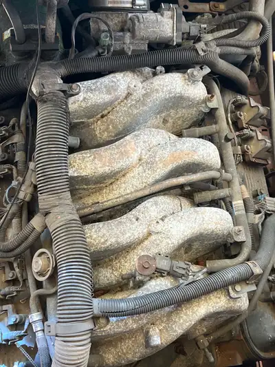 2008 8.1L Chevy with Allison transmission Comes fully dressed 9029920055