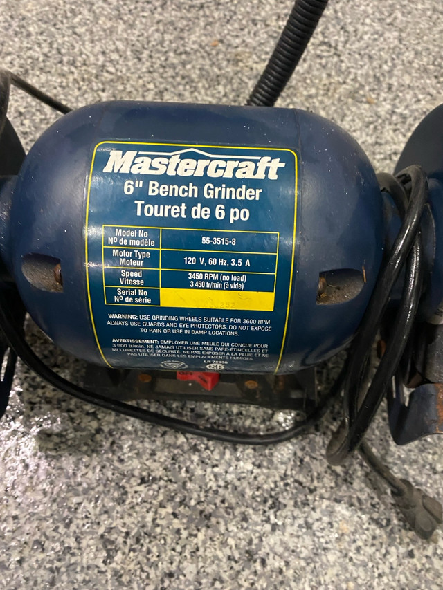 6” bench grinder with light ( mastercraft) in Power Tools in Mississauga / Peel Region