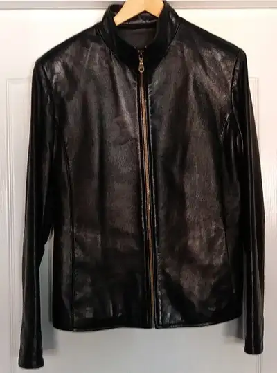 Veste de cuir pour femme (Gr: Médium), View more