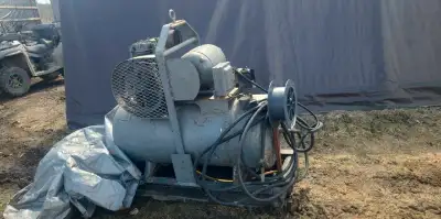 Compresseur industriel 80 gallon 20 cfm 10hp
