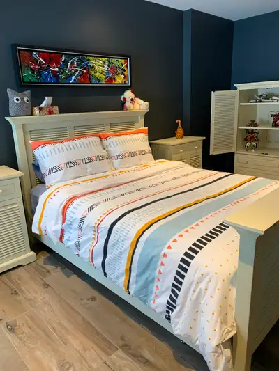 Mobilier complet de chambre, View more