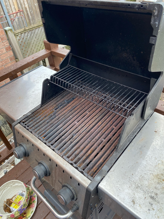 Vend barbecue  dans BBQ et cuisine en plein air  à Ville de Montréal - Image 2