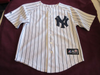 NEW YORK YANKEES ITEMS OF APPAREL NEW/USED !!!