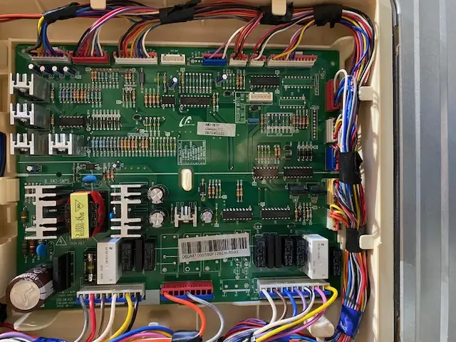 Replacement boards for Samsung refrigerator RFG297ACRS and other in Refrigerators in Markham / York Region - Image 3